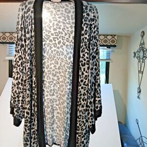 Zenana Leopard Cardigan XL, This is Boho Casual Modest and Retro.